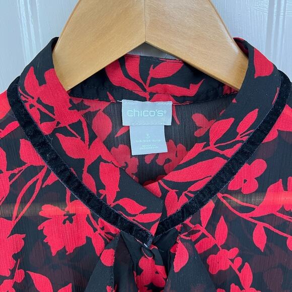 Chico’s Red Floral Ruffle Front Blouse | Size 3 (U.S. 16/18) - Picture 2 of 8